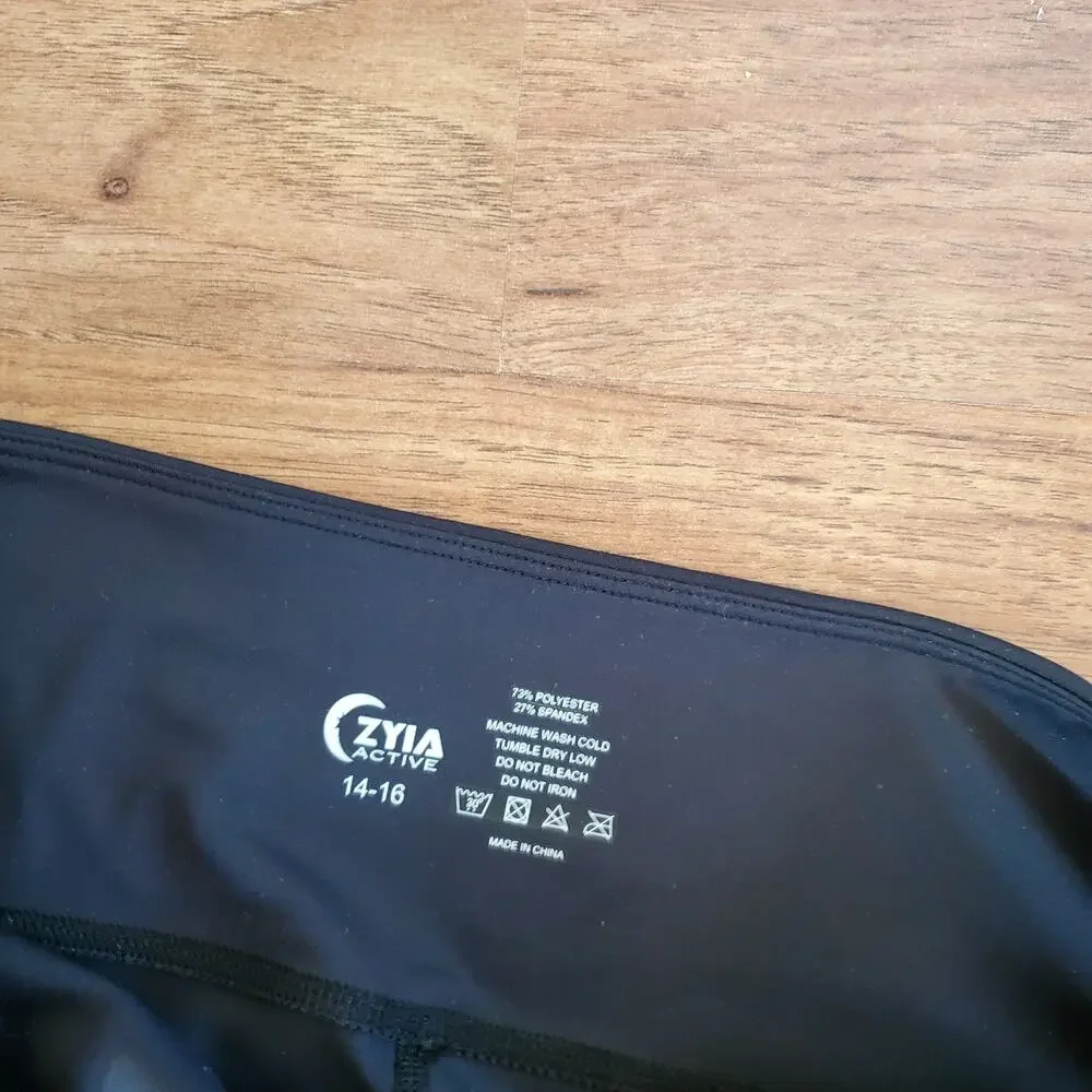 Zyia Active Leggings Size 14-16 Cropped High Rise